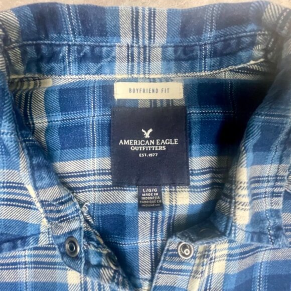 American Eagle Womens Blue Plaid Boyfriend Fit Snap Button Shirt Size L - Picture 4 of 15